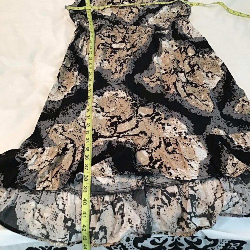 AGB: Black white and tan dress. Size 16 - Picture 5 of 9